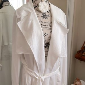 BB DAKOTA By Steve Madden New Wave Trench